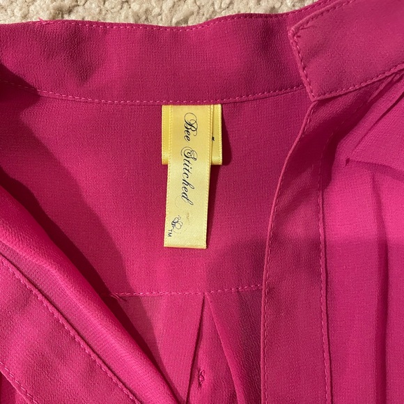 Magenta button up blouse with pocket and buttons - Picture 2 of 4